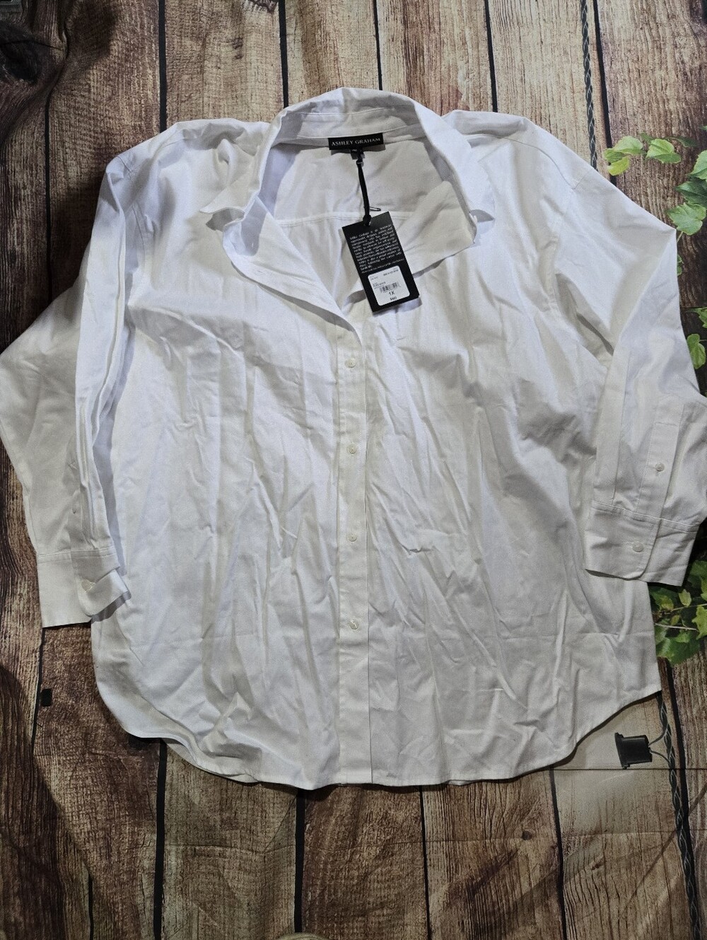 Ashley Graham Women's Classic White Button-Up Shirt